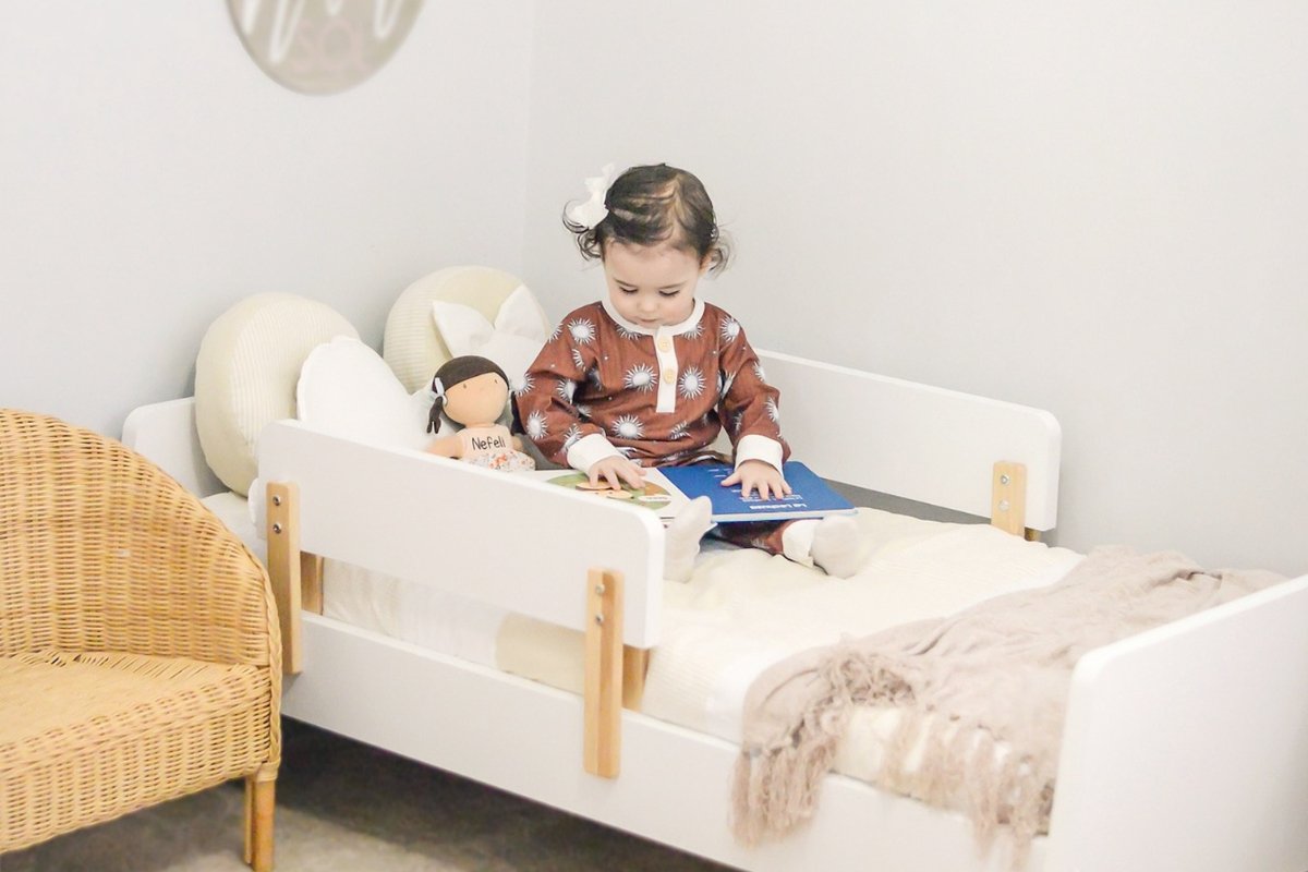 Time for a Big Kid Bed? When (and how) to transition from crib to toddler bed. - dadada baby