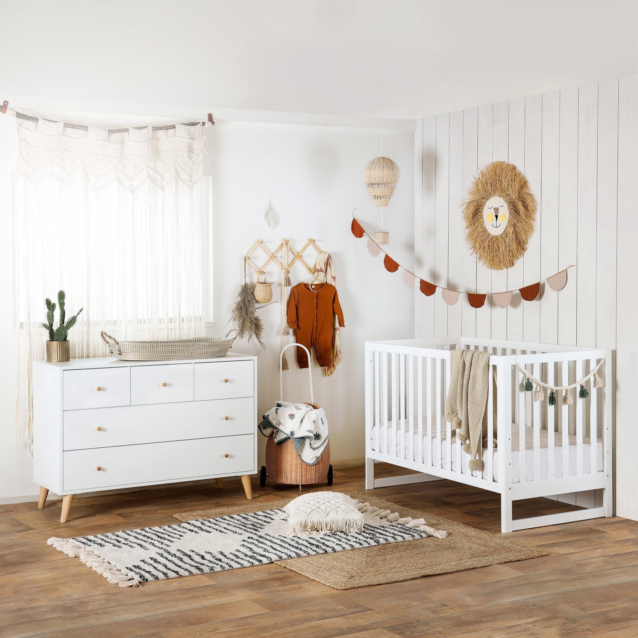 Austin 3-in-1 Convertible Crib - dadada baby