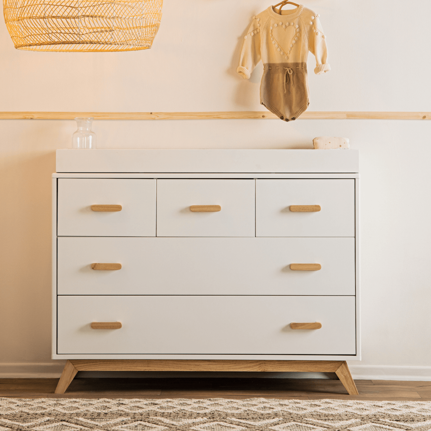 Soho 5-Drawer Dresser, White/Natural